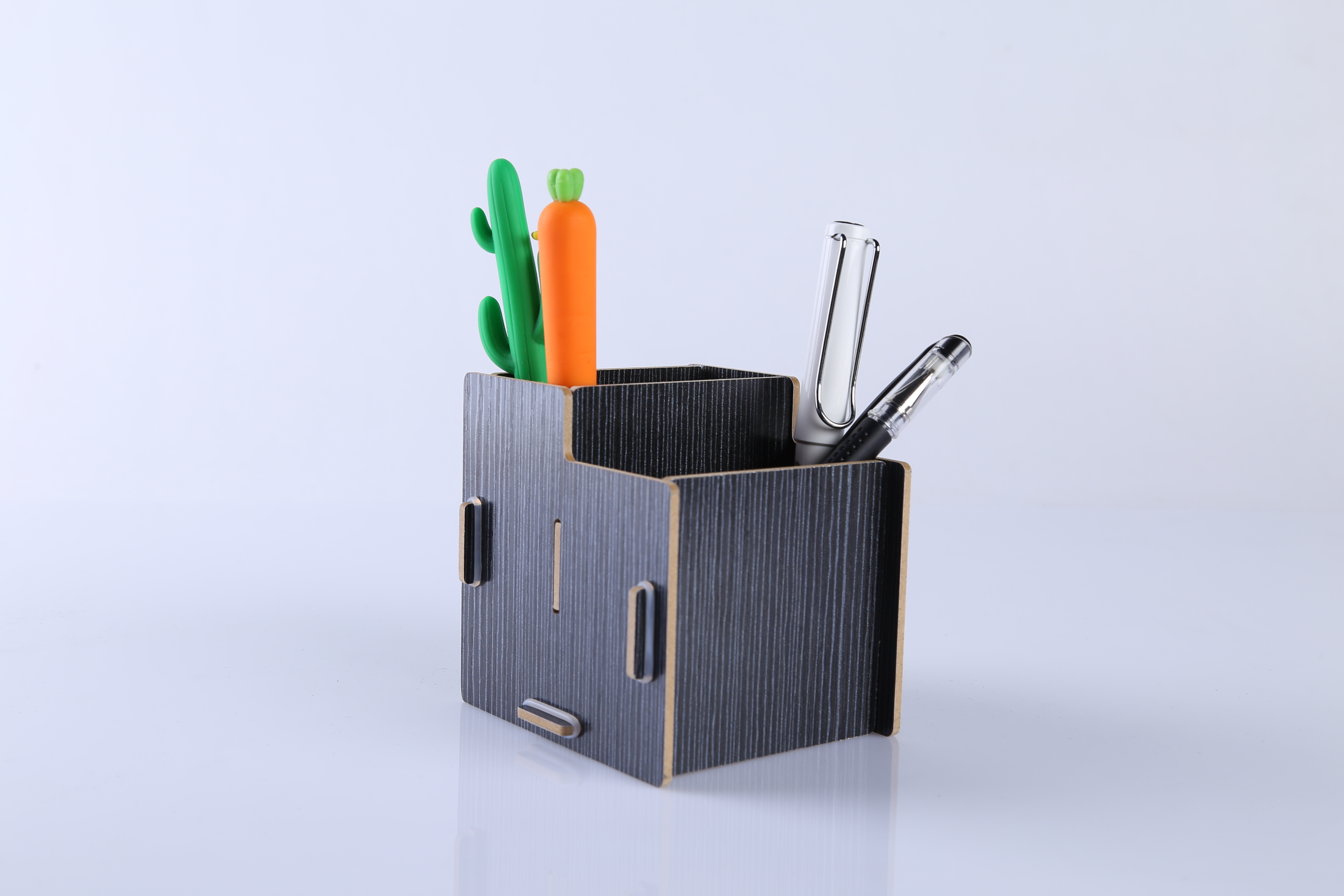 木质笔筒组合图案笔筒拼图方笔筒环保益智小笔筒学生办公收纳笔筒细节图