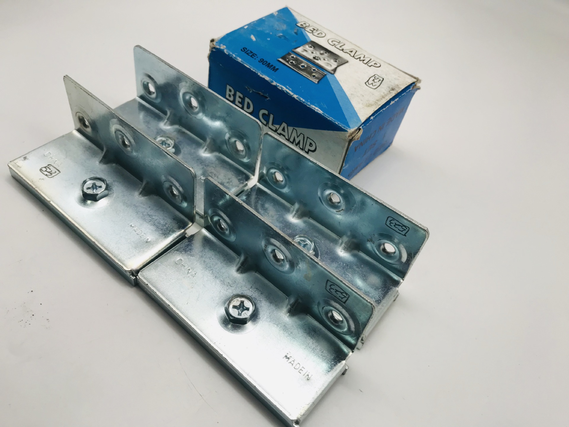 舒赞 4寸铁质镀锌床扣四件套无框窗适配配件全自动捕鼠笼同材质耐用床扣