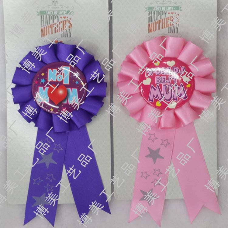 生产圣诞胸花马口铁胸花爱尔兰节胸花BOY GIRL生日胸花细节图