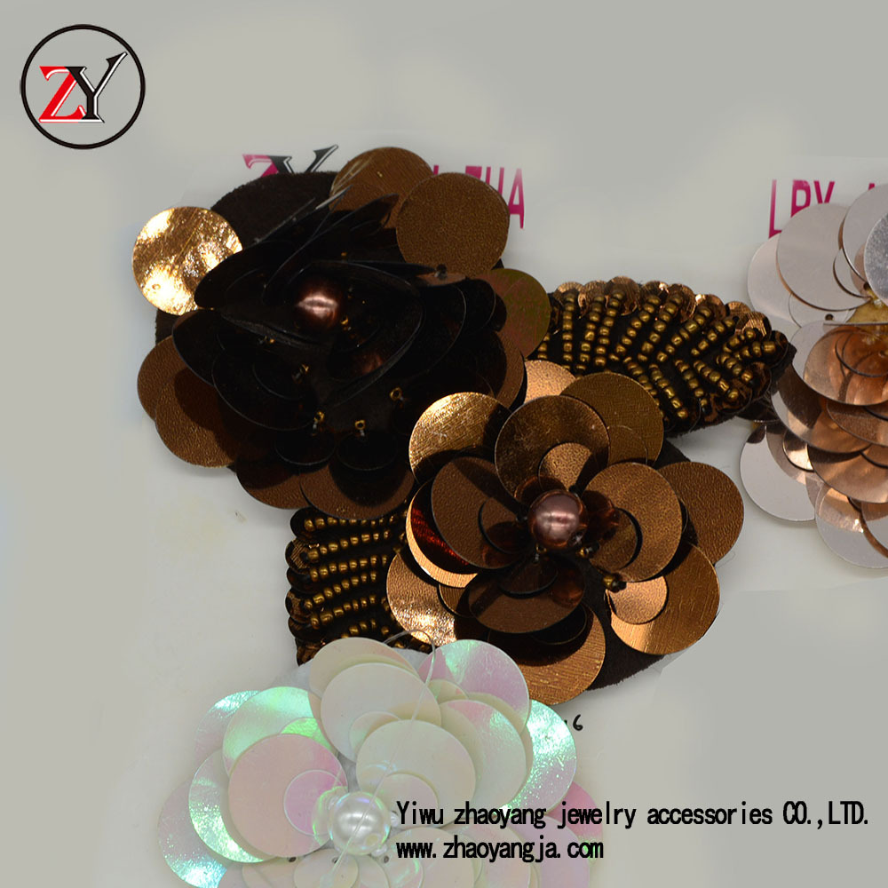 【厂家直销】新款春夏季凉鞋布鞋亮片花 串珠手工鞋花 zy07236产品图