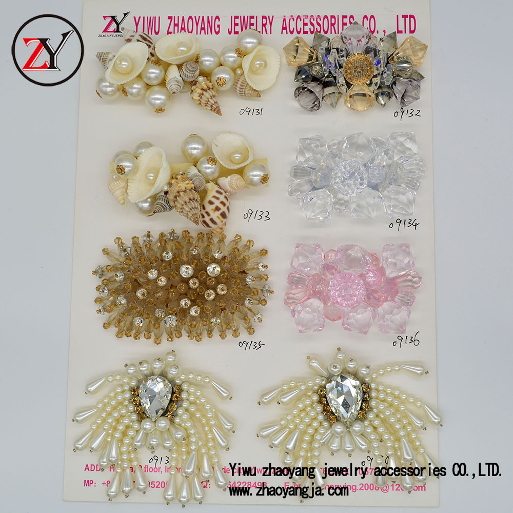 厂家直销 爆款凉鞋人字拖鞋配件 玻璃钻串珠手工鞋花 zy07234产品图