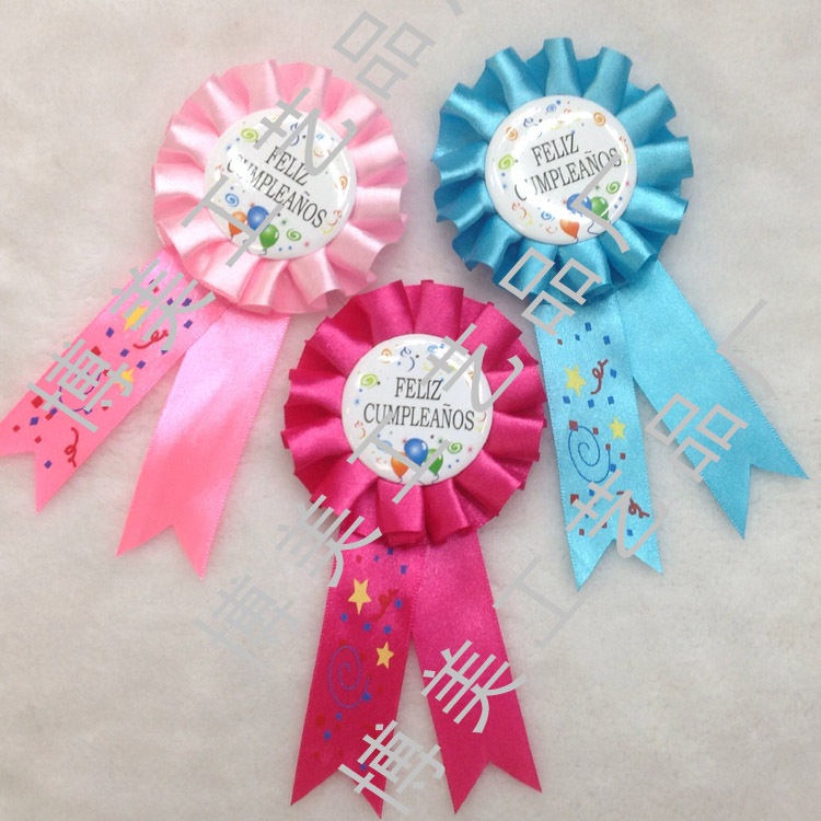 生产圣诞胸花马口铁胸花爱尔兰节胸花BOY GIRL生日胸花