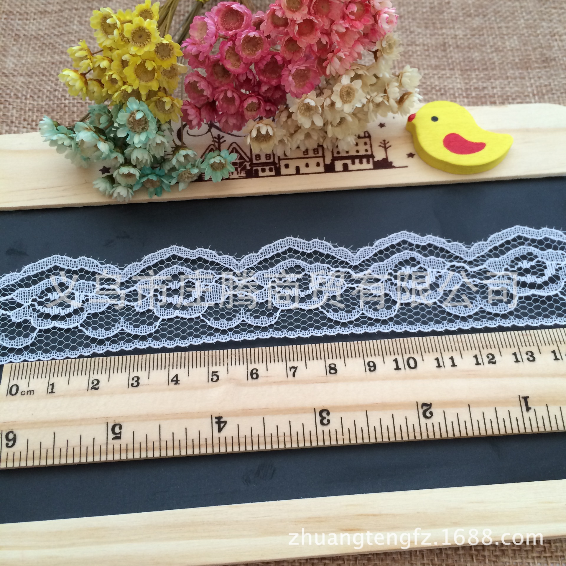 现货直销 30MM单边无弹蕾丝花边 DIY服装辅料 玩具雨伞花边