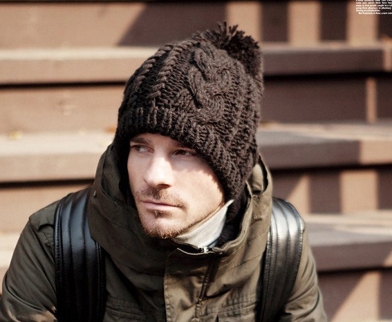 Autumn And Winter Korean Version Of Men's Fashionable Twist Woolen Hat Warm Knit Hat Hairball Lady Woolen Hat Couple