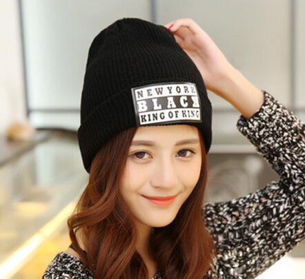 New Korean version of BLACK letter wool hat warm fashionable men's and women's couple hats embroidered applied-cloth knitted hat details Picture