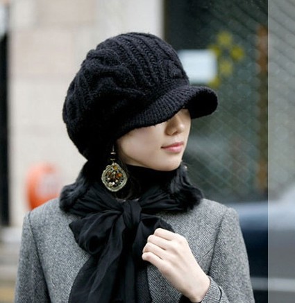 Winter hat wholesale Korean version of woolen hat women's wool knitted hat South Korea autumn and winter warm ear caps details Picture