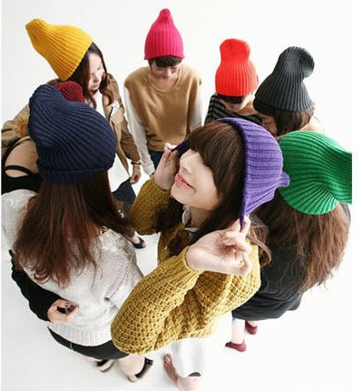 M227 New European Style Autumn And Winter Warm Solid Color Vertical Striped Knitted Hat Fashion Women's Wool Hat details Picture