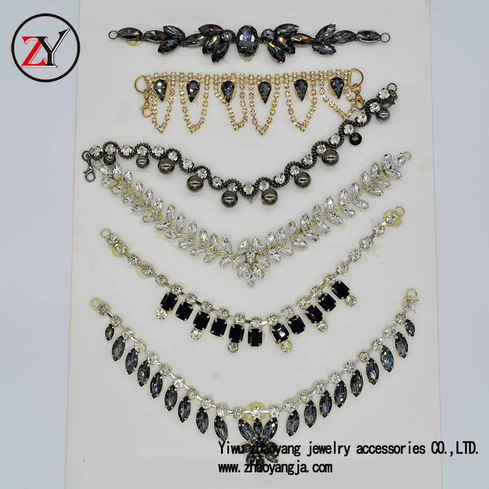 工厂直供 新款春夏凉鞋人字拖鞋花 烧焊鞋扣 可订做 zy072528