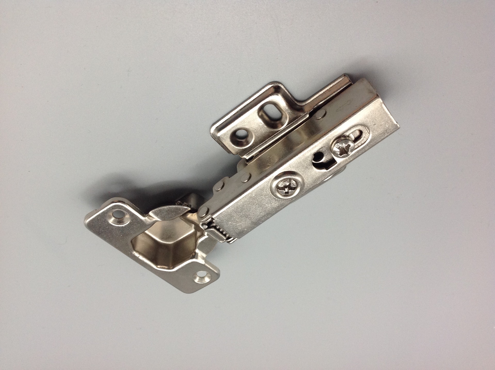 Shuzan dos secciones fuerza gabinete silencioso puerta corredera bisagra cierre de cola fija puerta de vidrio sellado accesorios anticongelantes Specification image