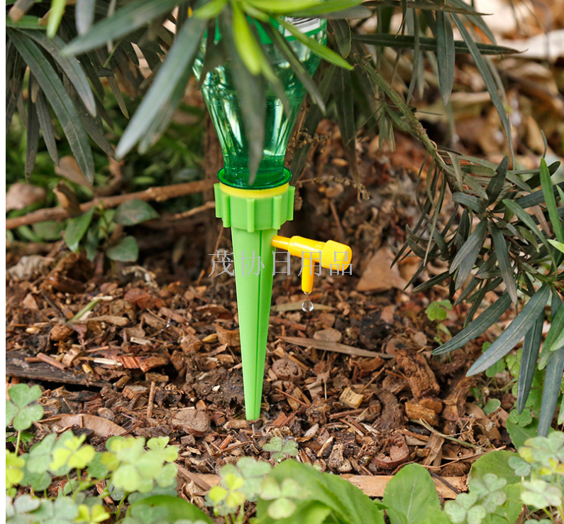Automatic spreader with switch control valve can adjust the water flow seep drip drip irrigation sluggard