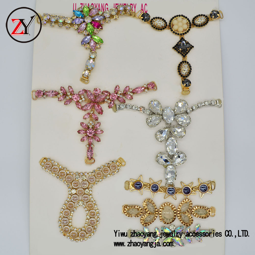 【新款上市】新款春夏凉鞋人字拖鞋花 合金烧焊鞋扣 zy072617产品图
