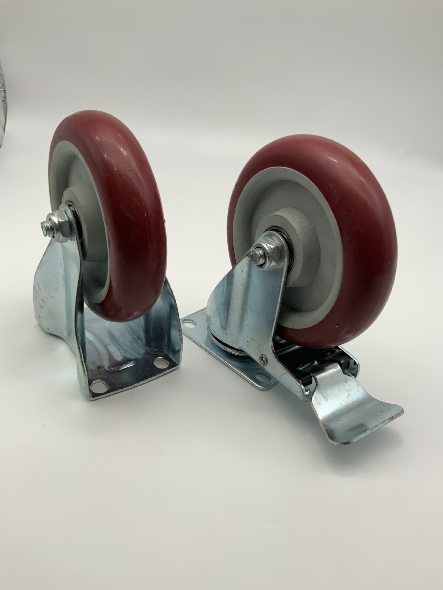 Shuzan heavy-duty universal flat-bottomed movable rubber trolley wheels with brake red wheels and other universal window accessories Specification image