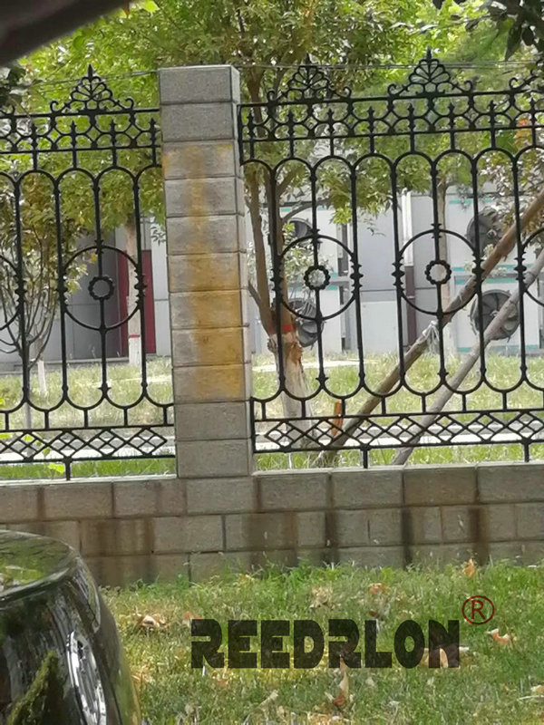 81 Redlong Iron Railings Solid iron railings Specification image