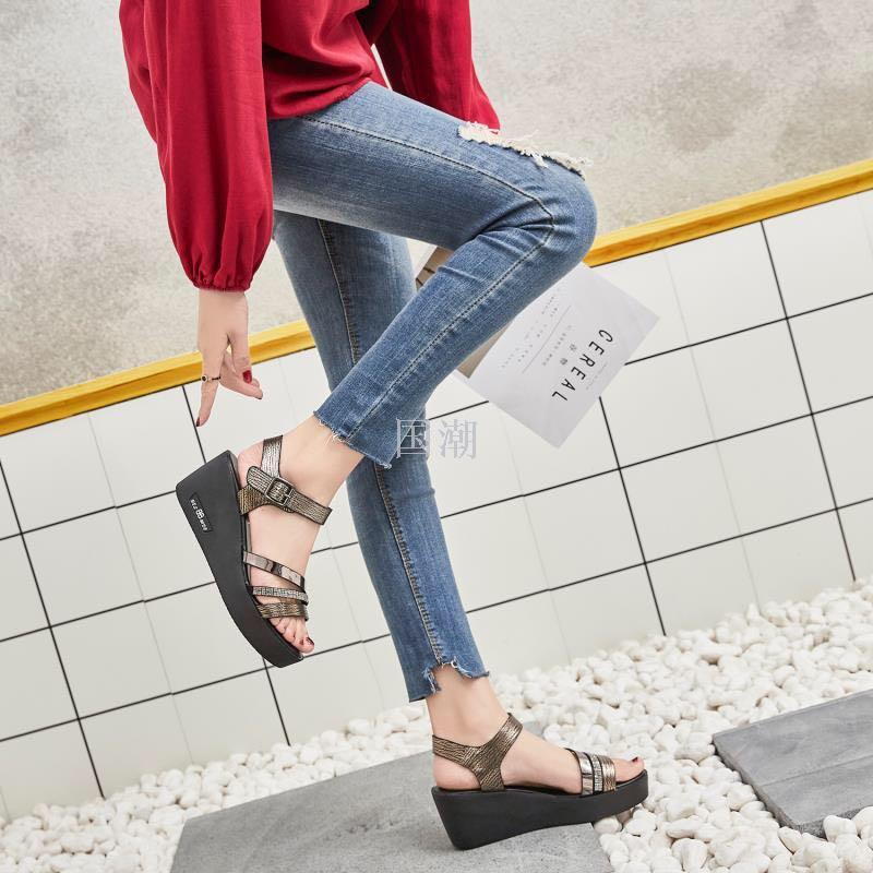 女式时装单鞋实物图