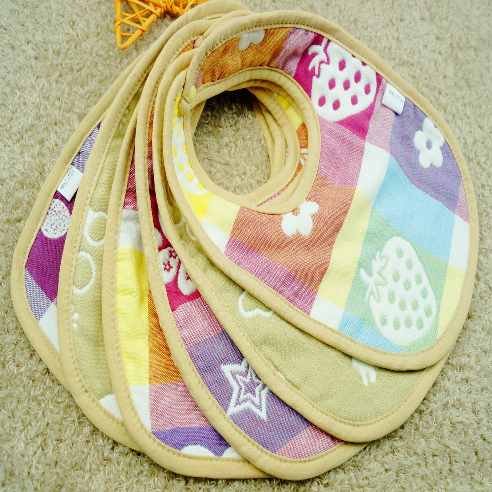 Six Layer Gauze Bib Mushroom Jacquard Bib Baby Gauze Bib details Picture