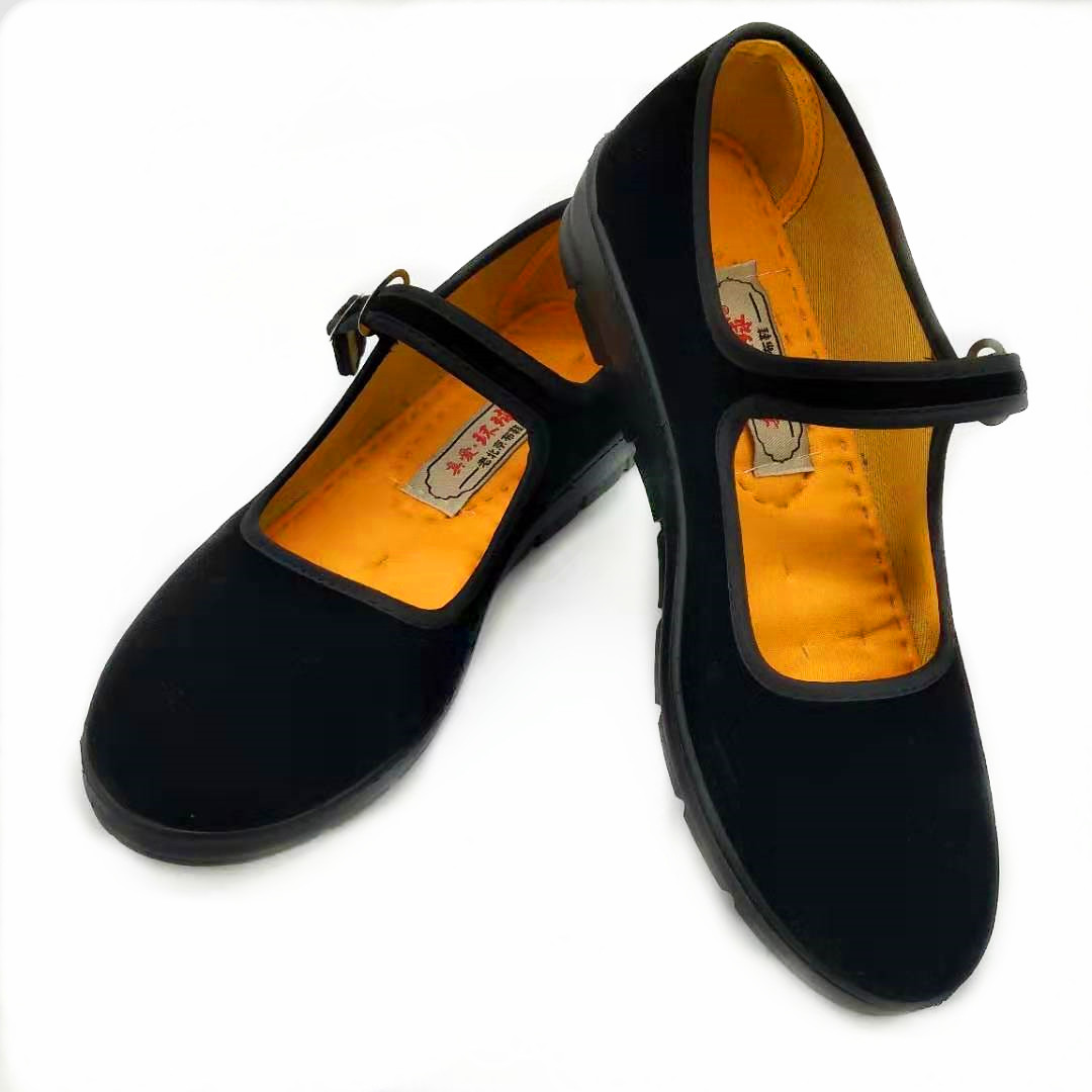 童舞蹈鞋实物图