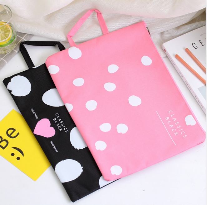 New Korean cartoon zipper large-capacity A4 file bag, student tote bag, women's Oxford information bag can be customized Application Scenario