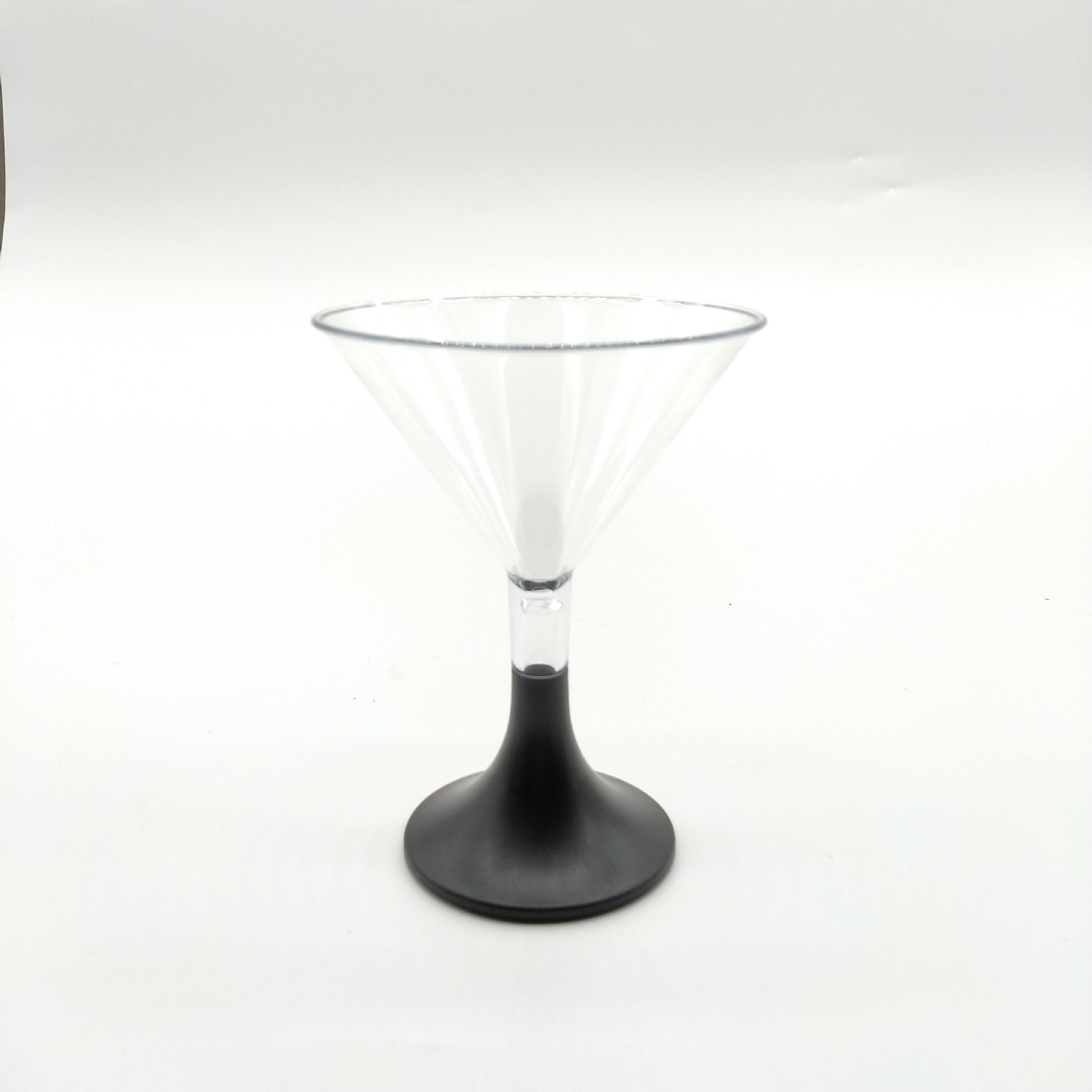2019 New MINI tall Glass 100ml, seven-color button luminous cup, wine and spirits exhibition supplies Application Scenario
