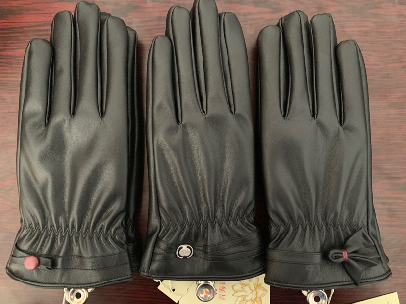 Simulated leather gloves, women's touch screen gloves, fleece cycling five-fingered gloves, warm gloves details Picture