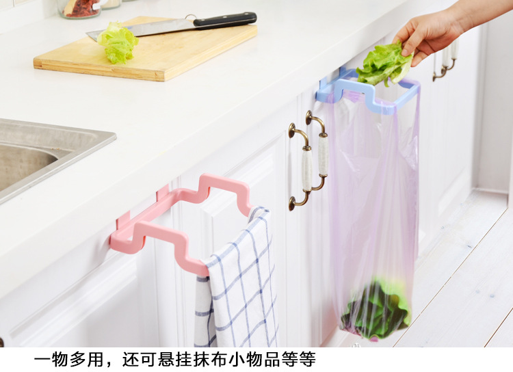 厨房垃圾袋 门背式挂塑料袋收纳架 支架挂架 橱柜可挂式垃圾桶图