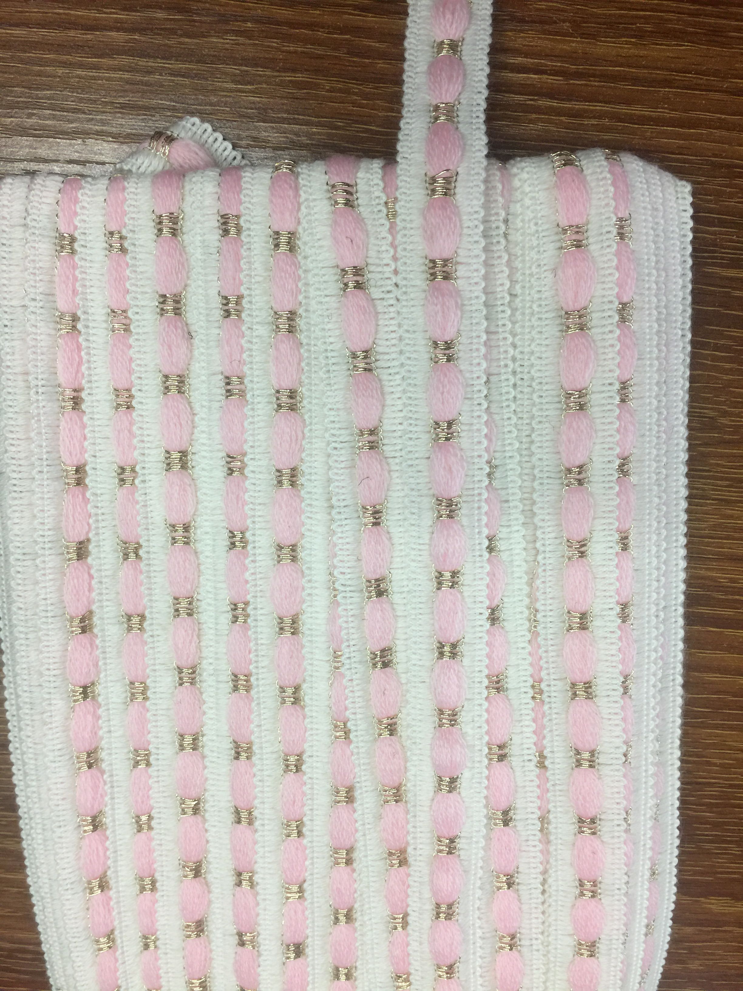 Direct sales from the manufacturer of 2CM lace made of cashmere material