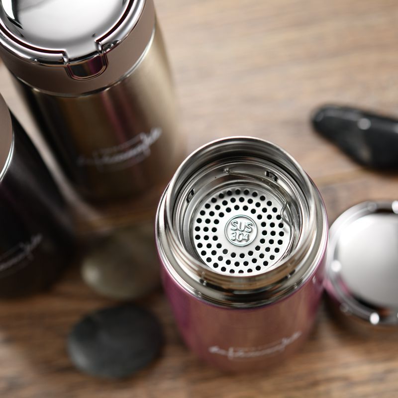 Guardian Angel Insulated Cup is a compact and portable outdoor sports and fitness cup for male and female students. It is a 304 stainless steel vacuum cup Item Picture