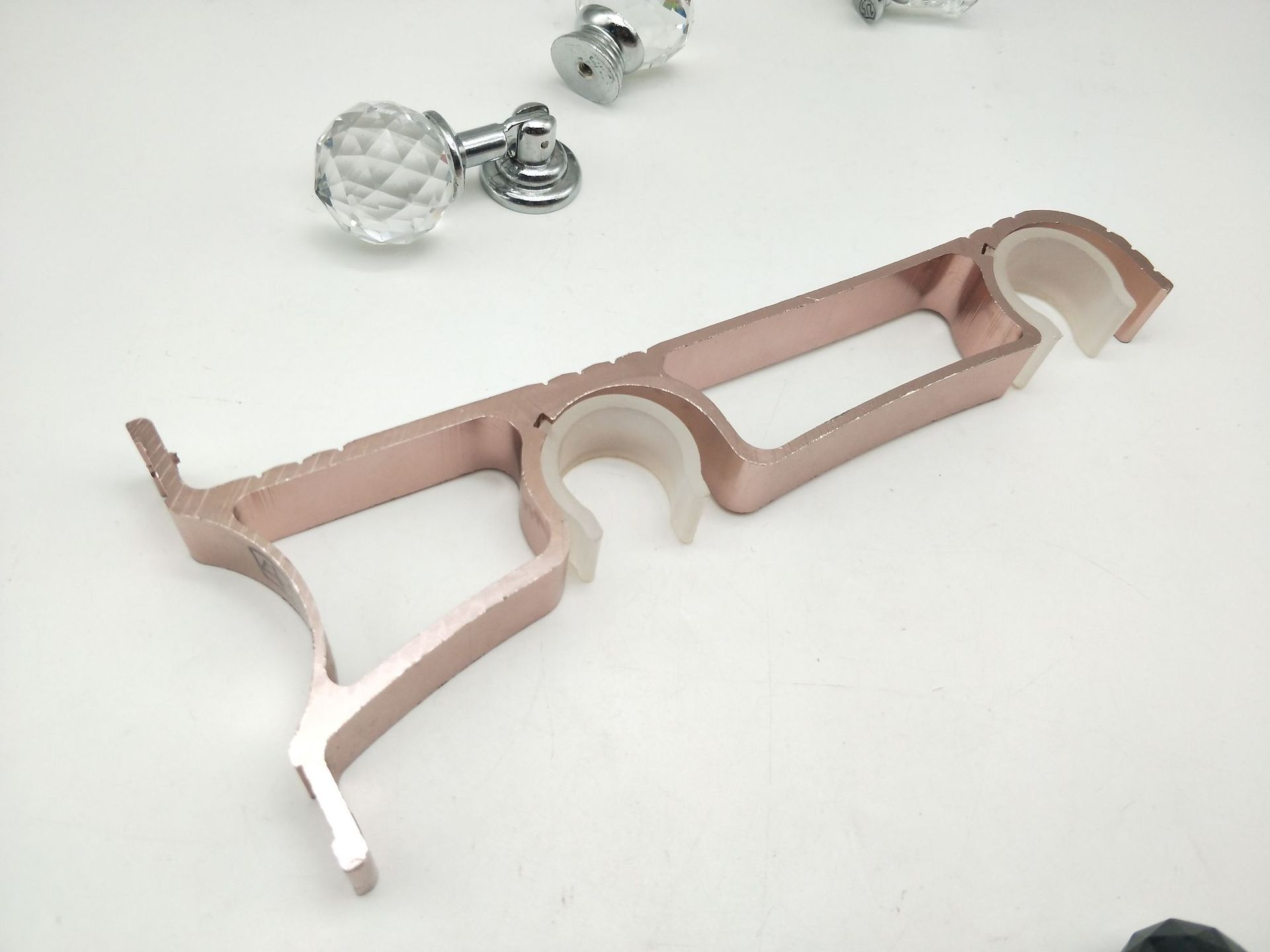 Shuzan aluminum alloy curtain rod double-bracket folding window special hardware accessories, AB glue reinforced durable floor tools