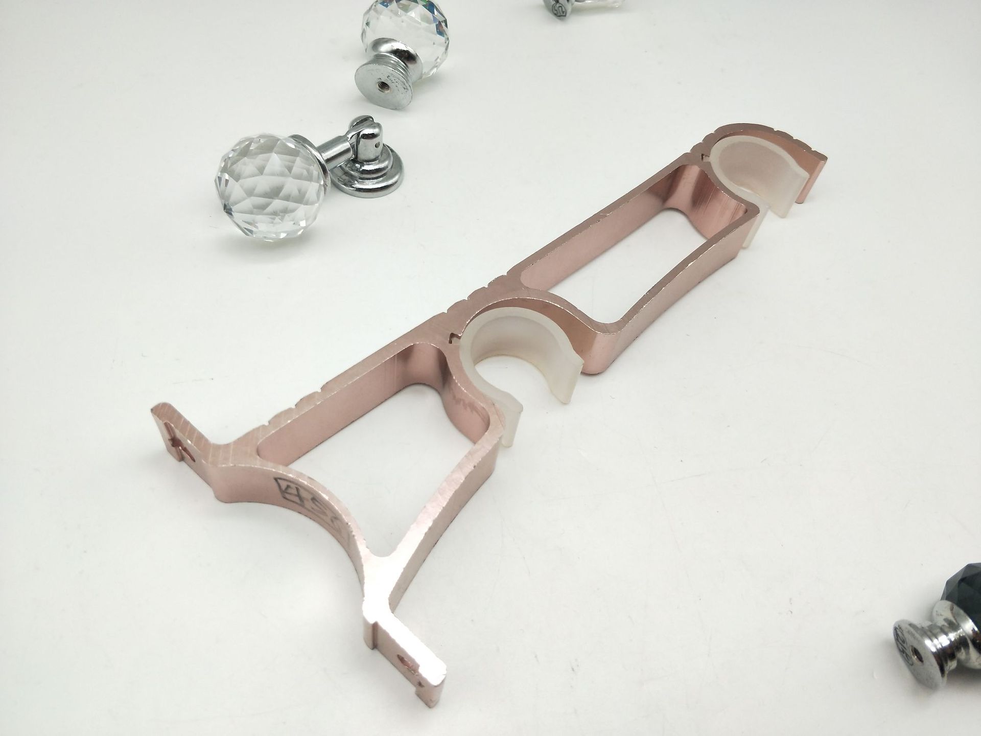 Shuzan aluminum alloy curtain rod double-bracket folding window special hardware accessories, AB glue reinforced durable floor tools Specification image