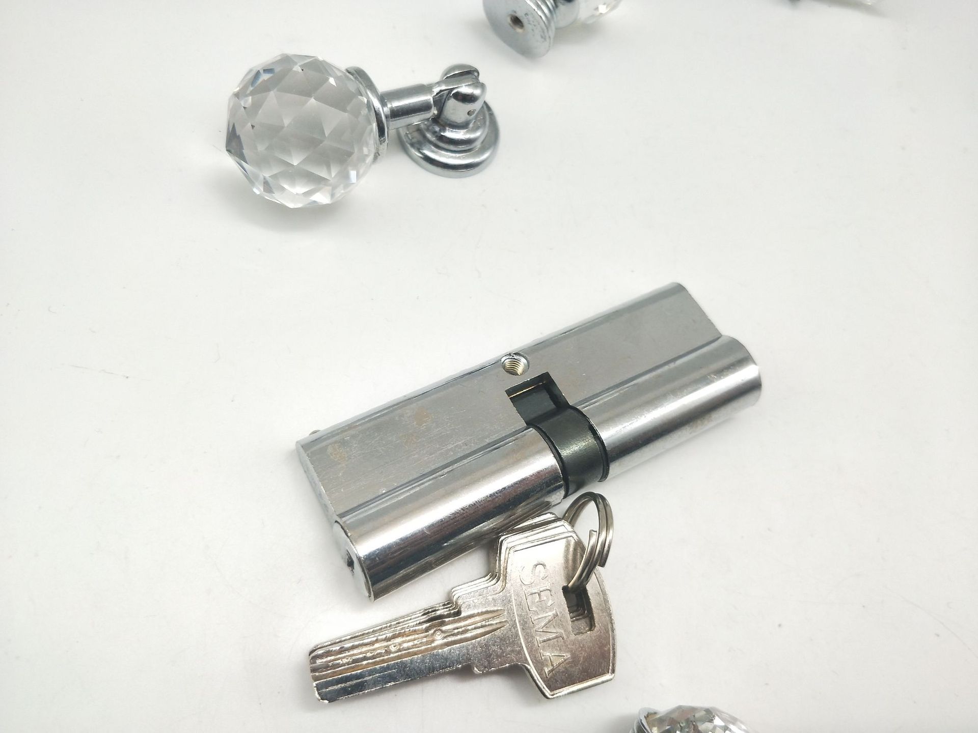 Shuzan zinc alloy 90 double lock core room door casement window with smart computer key for safe, anti-theft and convenient unlocking