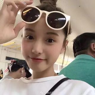 Candy glasses V brand, the same style as celebrities