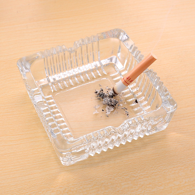 Italian crystal glass ashtrays, simple living room, medium and large-sized ashtrays, office, Internet cafe, hotel wholesale Specification image