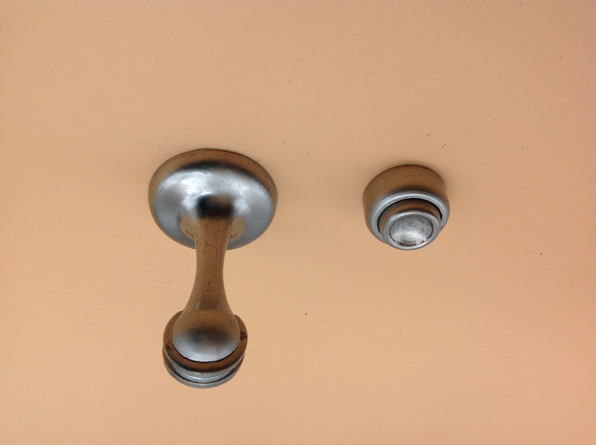 Iron high - quality contracted door touch door suction Application Scenario