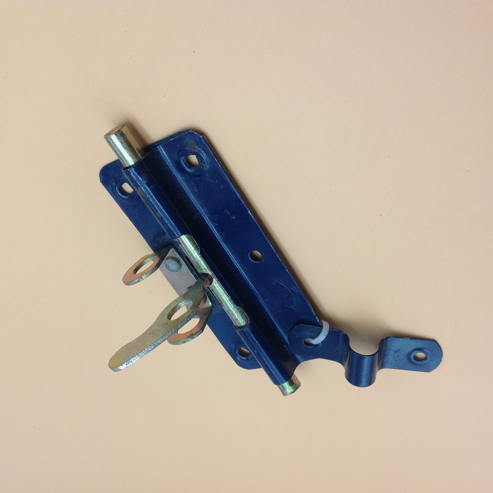 High - quality paint - painted iron rabbit head bolts