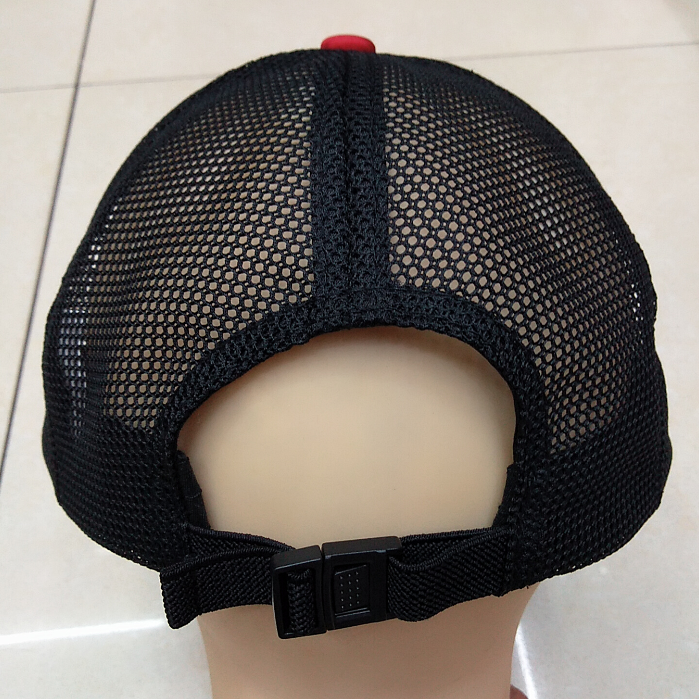 Breathable and cool net hat, fashionable net hat for both men and women Item Picture