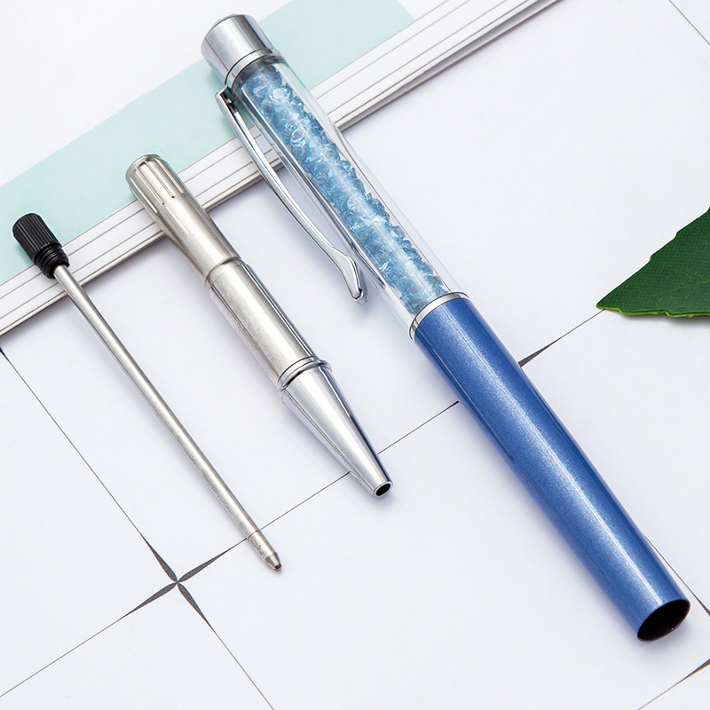 Factory direct sales of metal ballpoint pens, advertisements, customized ballpoint pens, logo promotions, stationery and school supplies wholesale Application Scenario