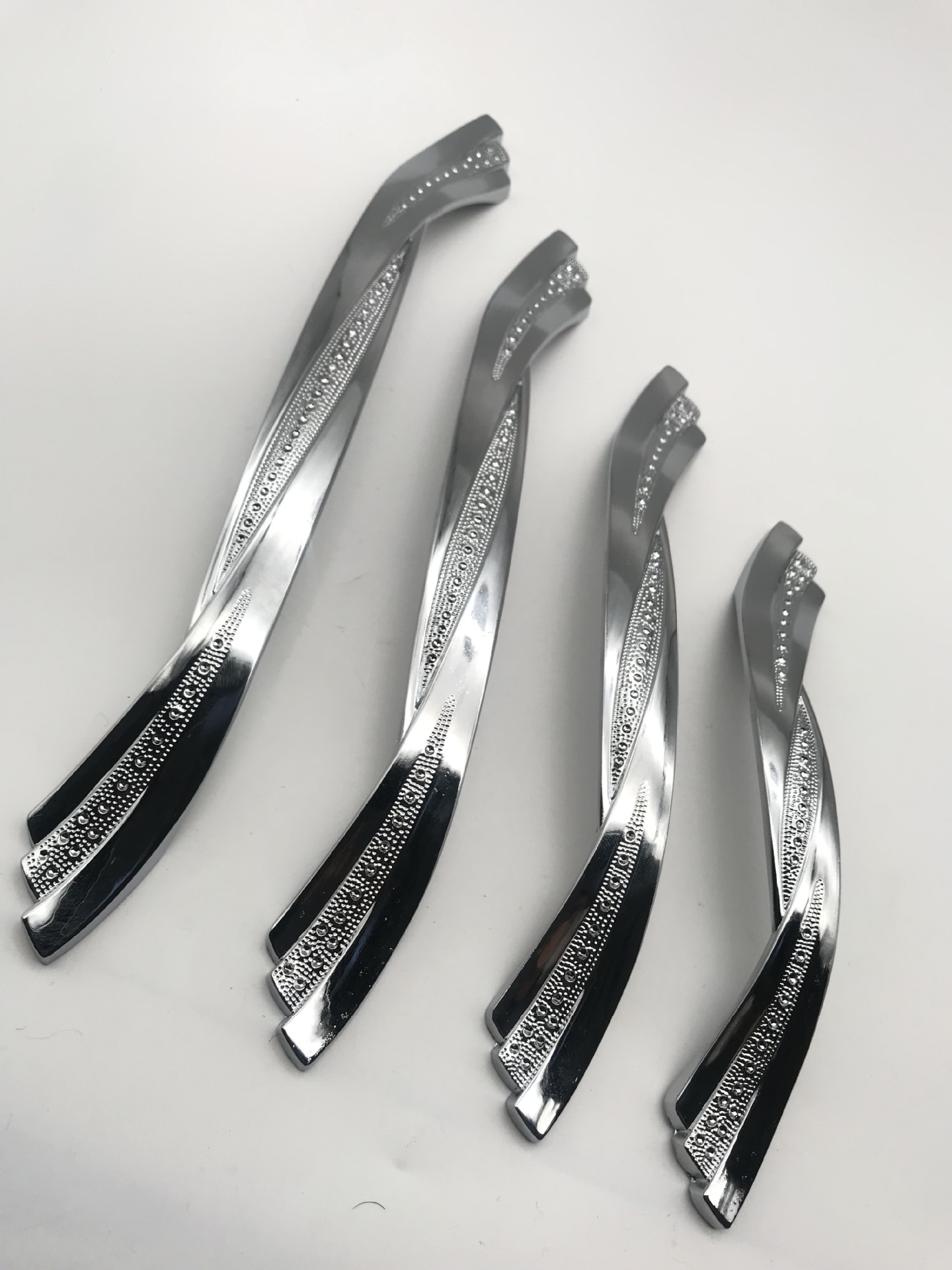 Zinc alloy cabinet S - type zinc alloy best-selling foreign trade handle