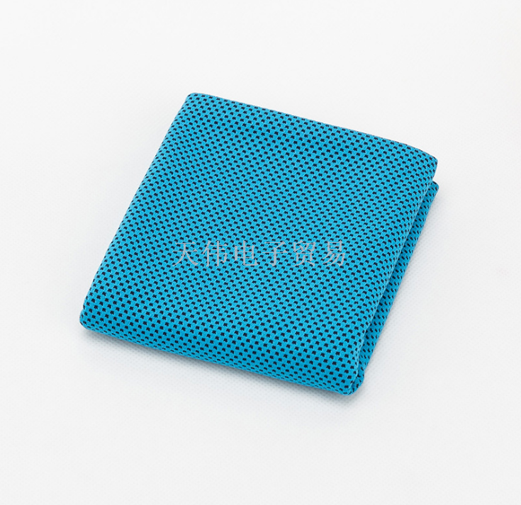 Superfine Fiber Cold-Sensing Towel, Fitness Sweat-Wiping Ice Towel, Summer Cooling Cool Towel, Sports Towel Application Scenario