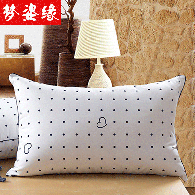 New type of pillow core, three-dimensional heart, plump pillow core, comfortable pillow, frosted pillow, health pillow, single-person pillow core factory direct sales