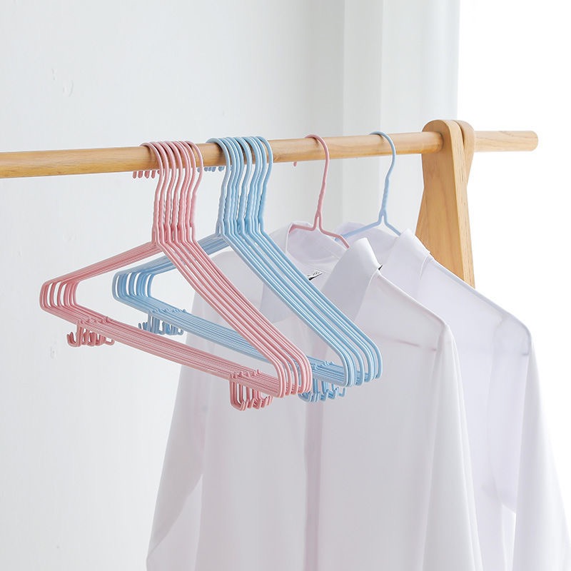 Adult thickened clothes hanger, multi-functional clothes hanger, plastic-coated household clothes drying rack, clothes hanger support, clothes rack Application Scenario