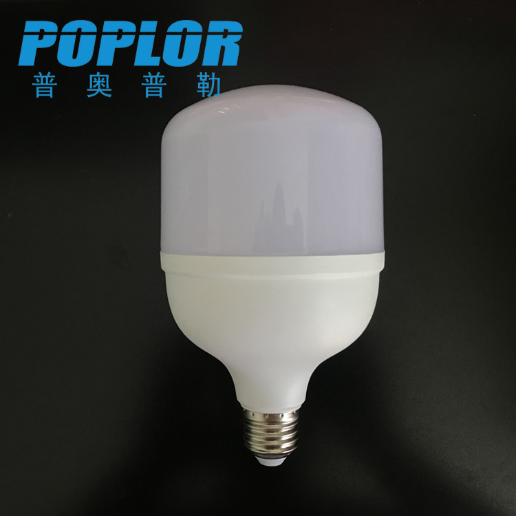 LED球泡灯实物图