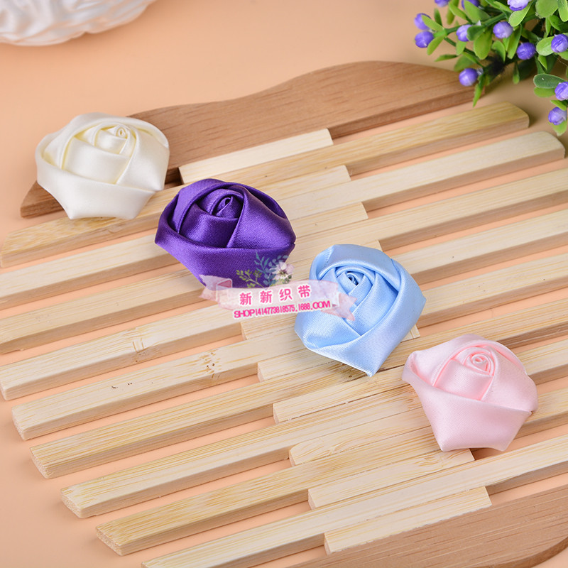 Wholesale of wedding candy box, gift box accessories, polyester ribbons, bows, floral decorations, handcrafted small flower ribbons, floral clothing accessories and accessories Specification image