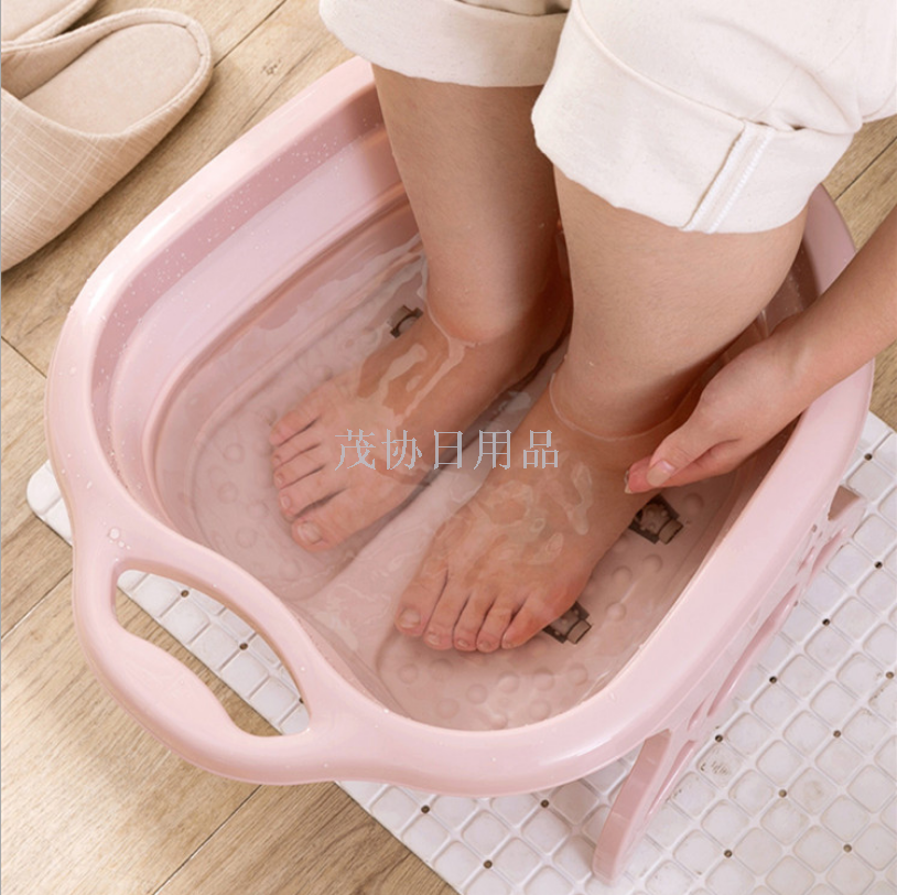 براميل للاستحمام للأقدام ذات الحجم الكبير