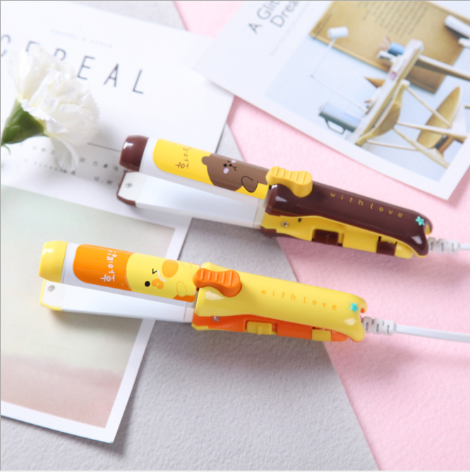 Direct sales and wholesale of mini cartoon, straightening and curling dual-purpose internal clip straighteners, electric irons, animal curling irons and curling rods Application Scenario
