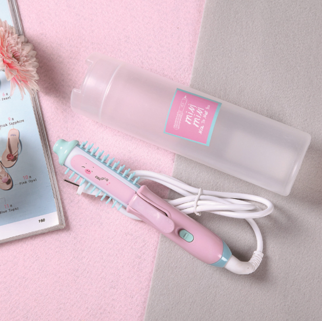 Direct sales of air bangs curling irons that do not damage the inner buckle of the power generation plate. Wholesale of Korean girls' electric curling irons Application Scenario