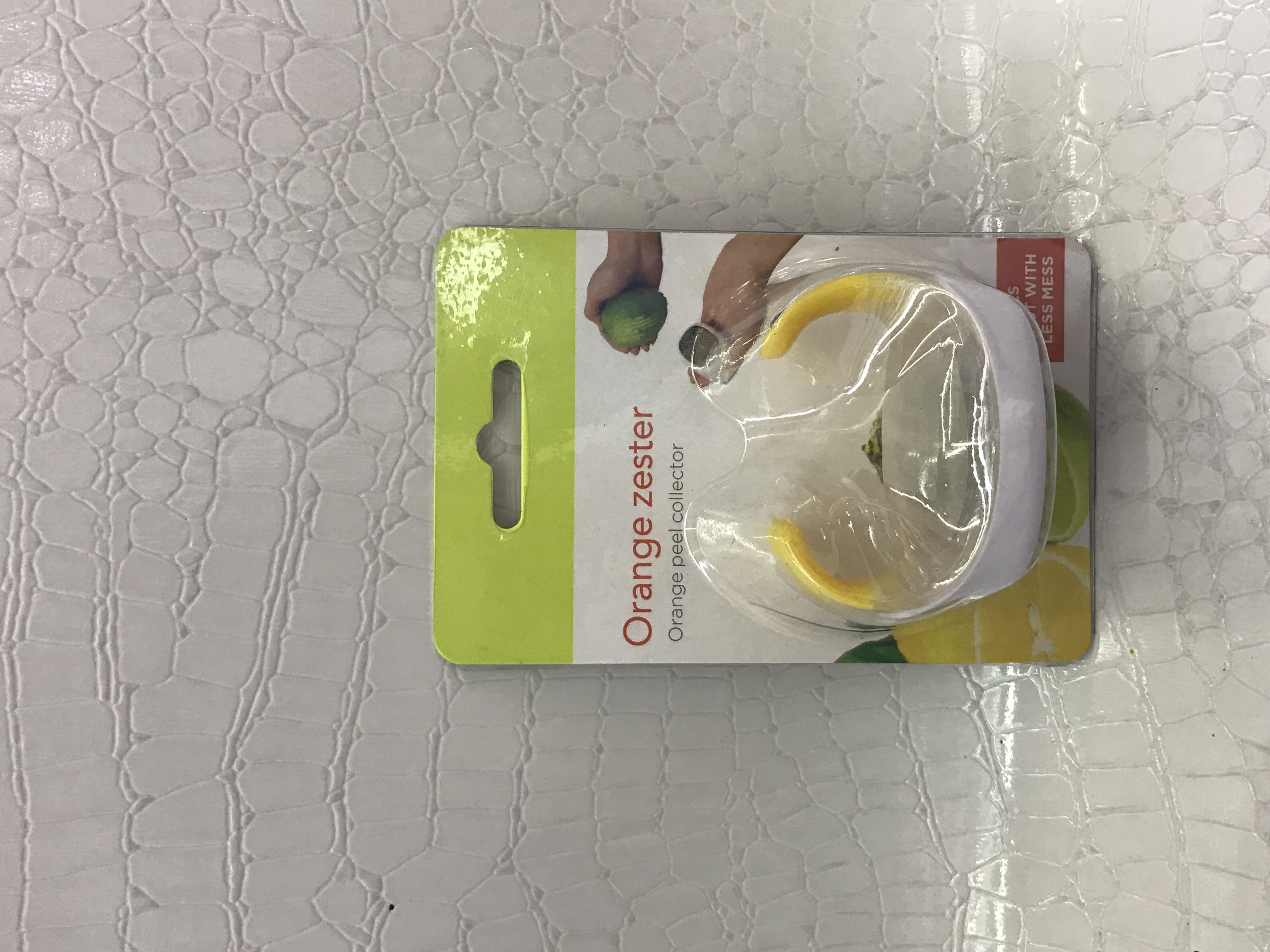 New kitchen garlic grinder, ring-shaped garlic press, garlic puree maker, and household multi-functional stainless steel manual garlic mashing machine details Picture