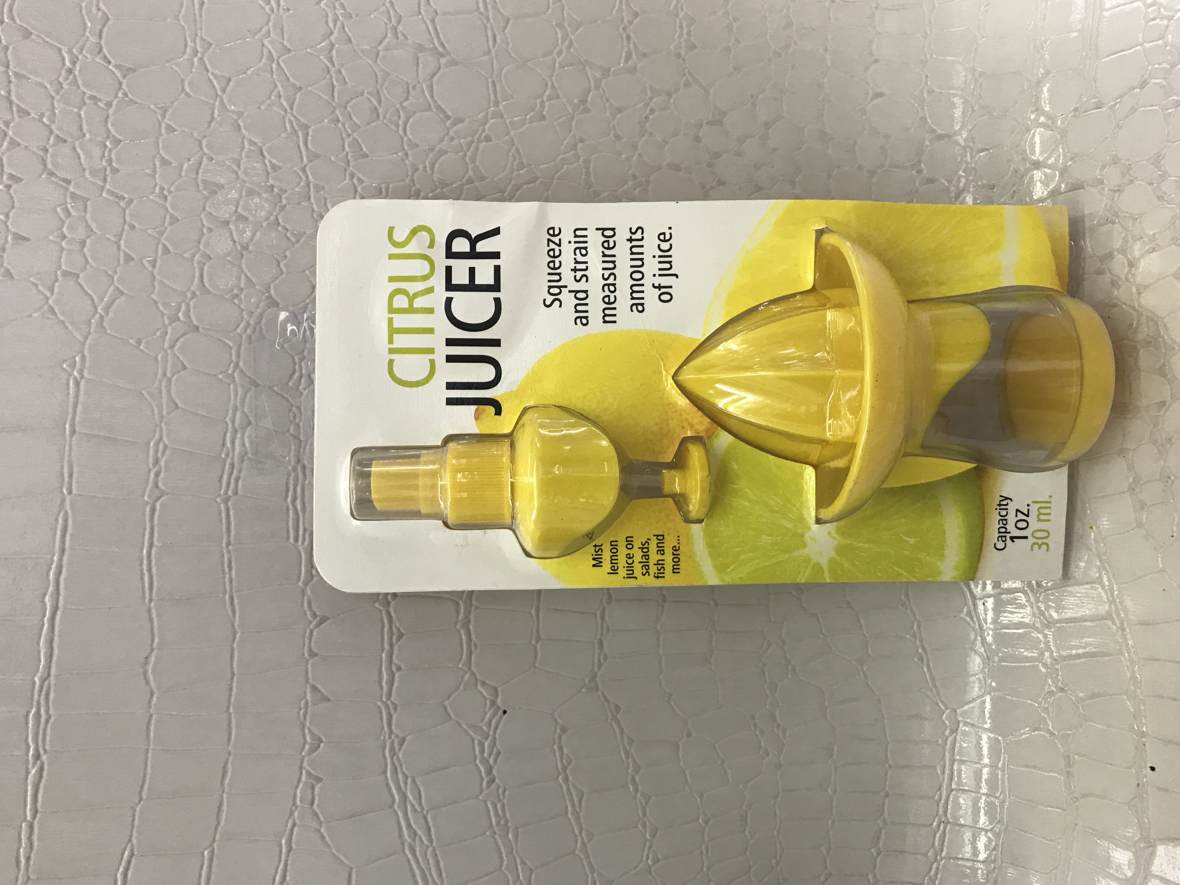 Manual orange and lemon juicer, water juicer, small fruit juicer Specification image