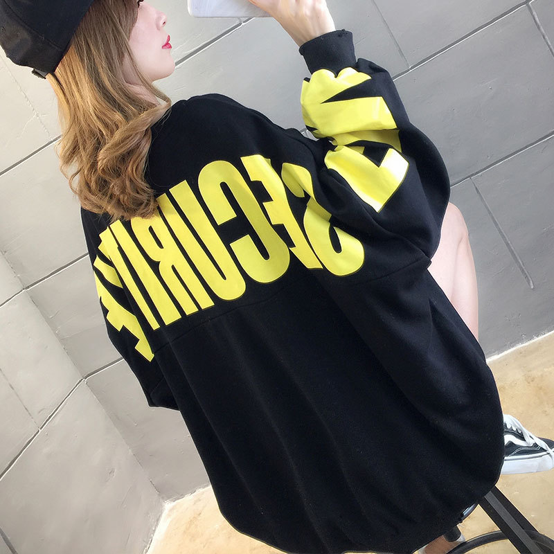 (Qi Mi Feng) 2019 Autumn New Korean style letter loose, short front and long back hoodie for women, 6535 cotton details Picture
