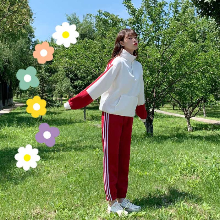 A new Korean-style zipper hooded sweatshirt for female students and a two-piece Instagram class uniform in stock, trendy and thick