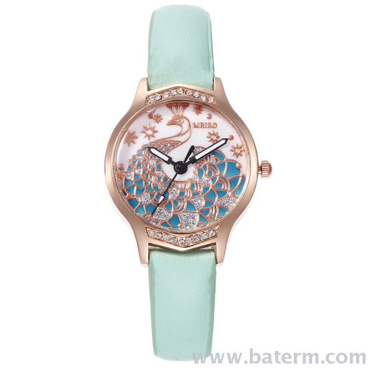 Aliexpress best-selling fashionable, compact, diamond-encrusted, colorful peacock leather strap ladies' quartz watch Item Picture
