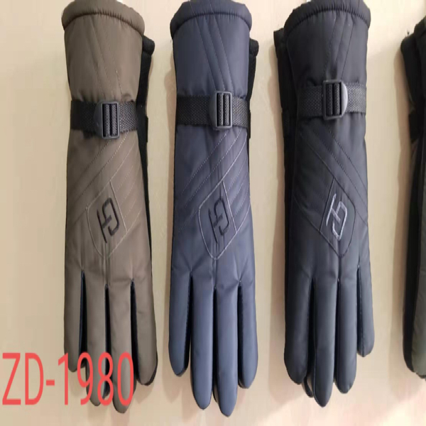 قفازات تدفئة للرجال وقفازات ترفيهية Item Picture